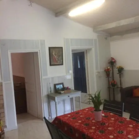 Mas De Saintenac Oda ve Kahvaltı